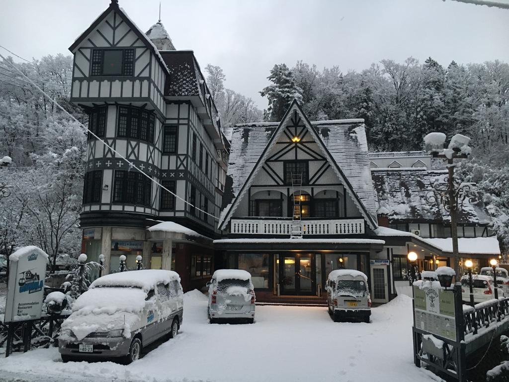 Hakuba Gondola Hotel Exteriör bild