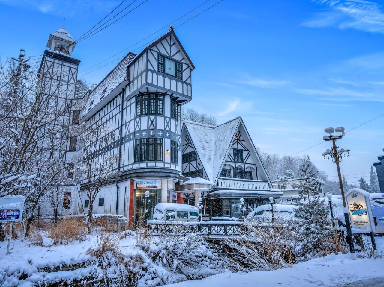 Hakuba Gondola Hotel Exteriör bild
